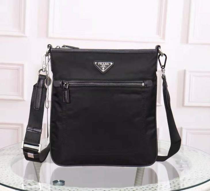 Picture of Prada Mens Bags _SKUfw238758595fw